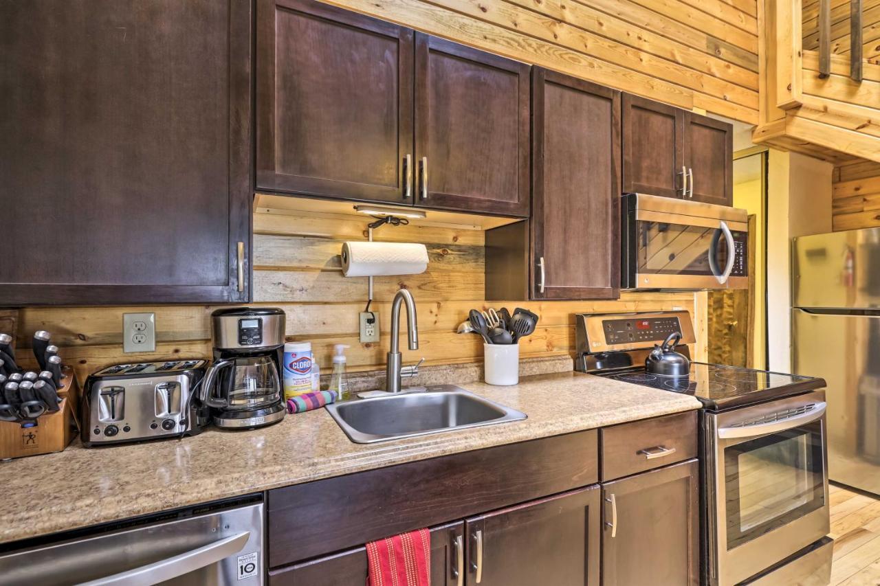 Cozy Mountain With Amenities! *